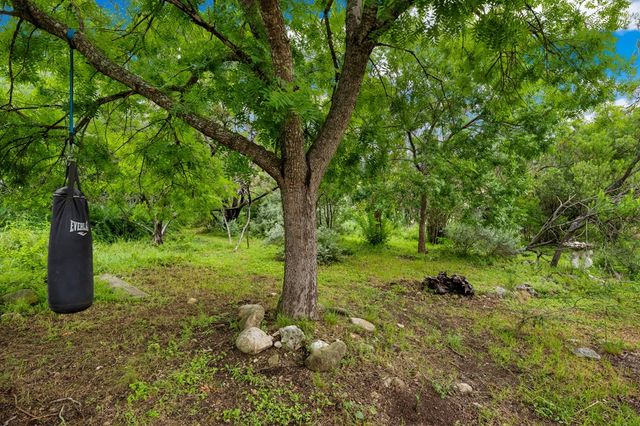 1212 Donna Kay Dr, Kerrville, TX 78028
