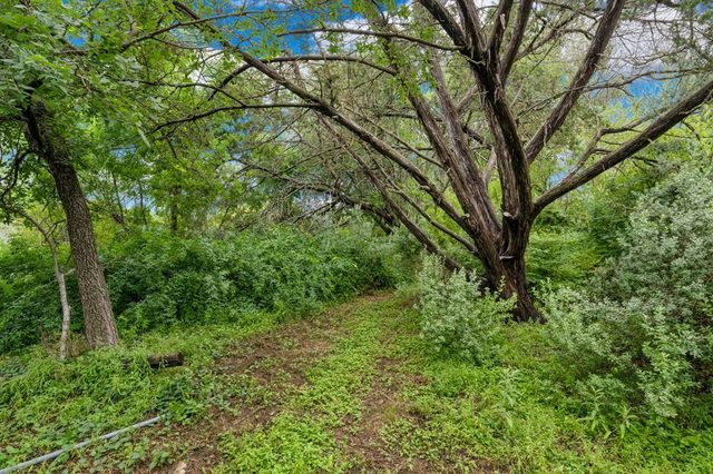 1212 Donna Kay Dr, Kerrville, TX 78028