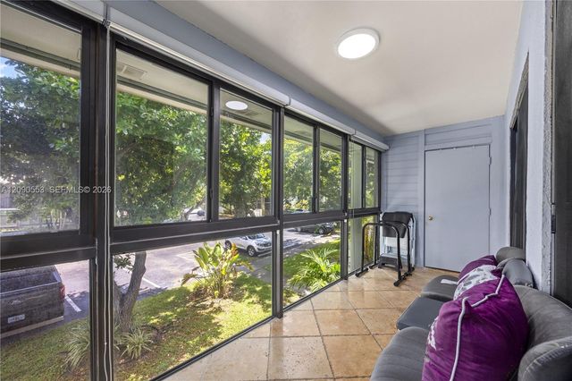 917 NE 199th Street 204, Miami, FL 33179