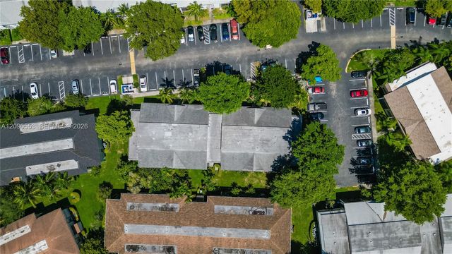 917 NE 199th Street 204, Miami, FL 33179