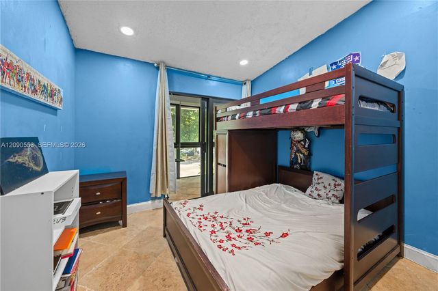 917 NE 199th Street 204, Miami, FL 33179