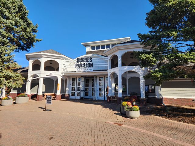 4100 Parklawn Avenue 213, Edina, MN 55435