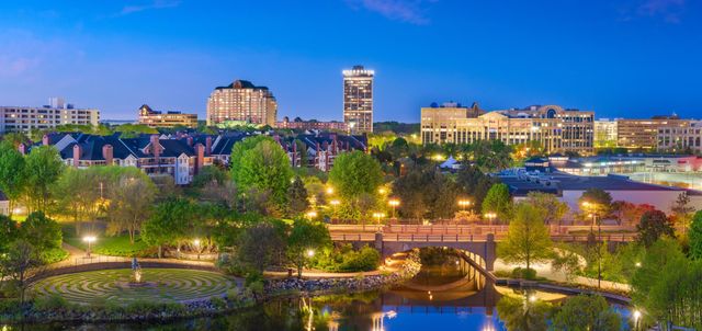 4100 Parklawn Avenue 213, Edina, MN 55435