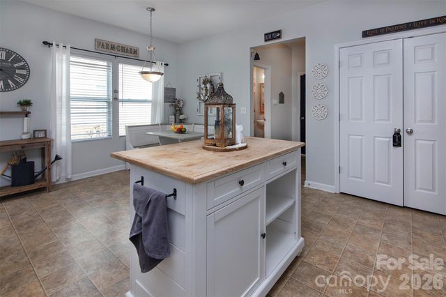 12848 Clydesdale Drive, Midland, NC 28107