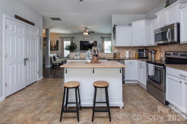 12848 Clydesdale Drive, Midland, NC 28107