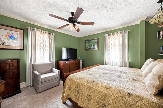 60 Brickett St, Springfield, MA 01119