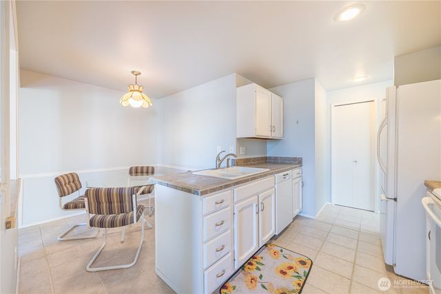 134 B Hilltop Drive, Sequim, WA 98382