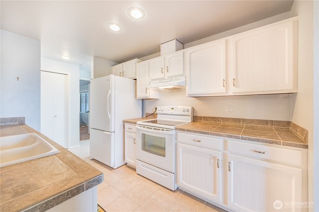 134 B Hilltop Drive, Sequim, WA 98382