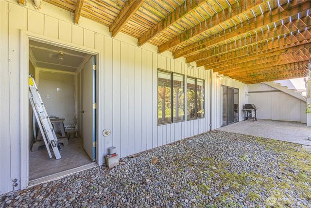 134 B Hilltop Drive, Sequim, WA 98382