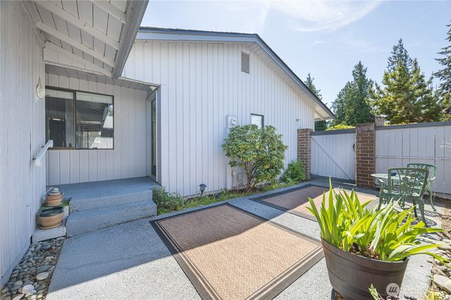 134 B Hilltop Drive, Sequim, WA 98382