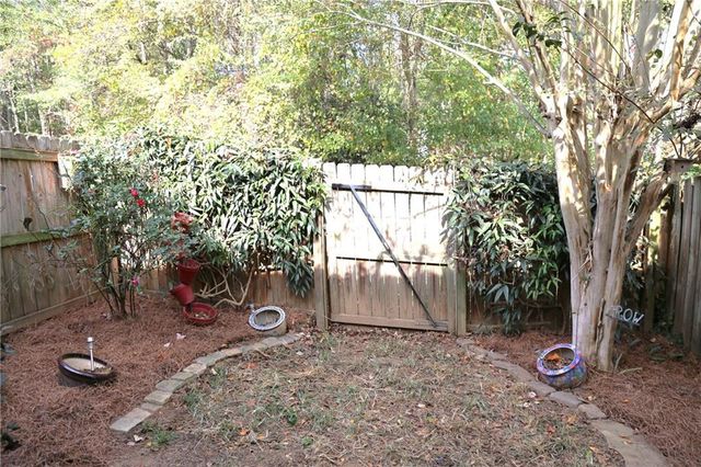 3767 Berkeley Crossing, Duluth, GA 30096