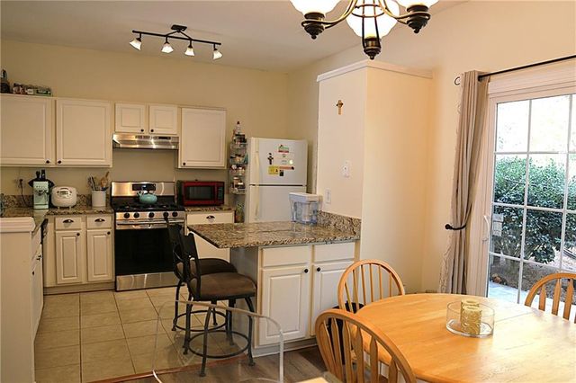 3767 Berkeley Crossing, Duluth, GA 30096