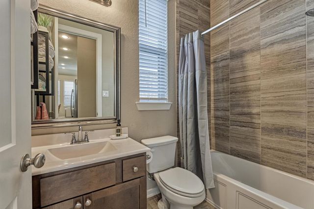 10070 Black Maple Drive, Conroe, TX 77385