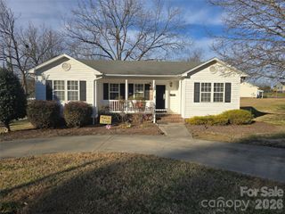 306 W Roswell Street, Troy, NC 27371