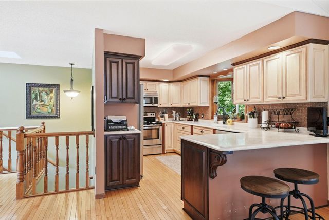 13500 Georgia Drive, Apple Valley, MN 55124