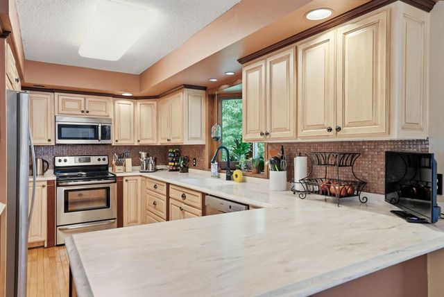 13500 Georgia Drive, Apple Valley, MN 55124