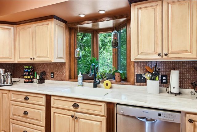 13500 Georgia Drive, Apple Valley, MN 55124