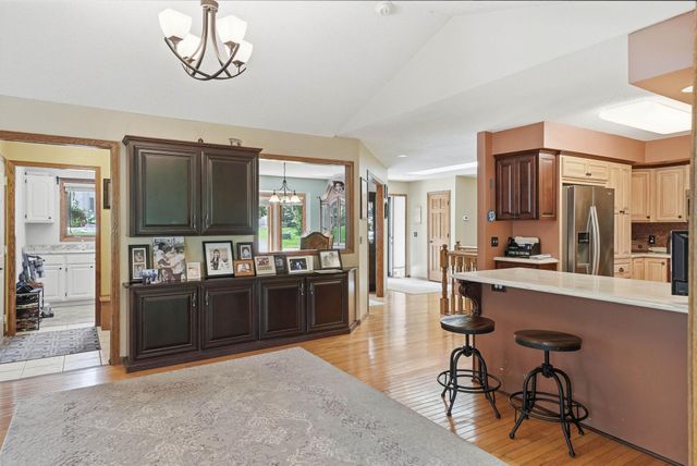 13500 Georgia Drive, Apple Valley, MN 55124