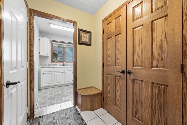 13500 Georgia Drive, Apple Valley, MN 55124