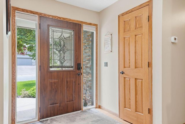 13500 Georgia Drive, Apple Valley, MN 55124