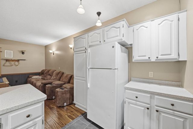 13500 Georgia Drive, Apple Valley, MN 55124