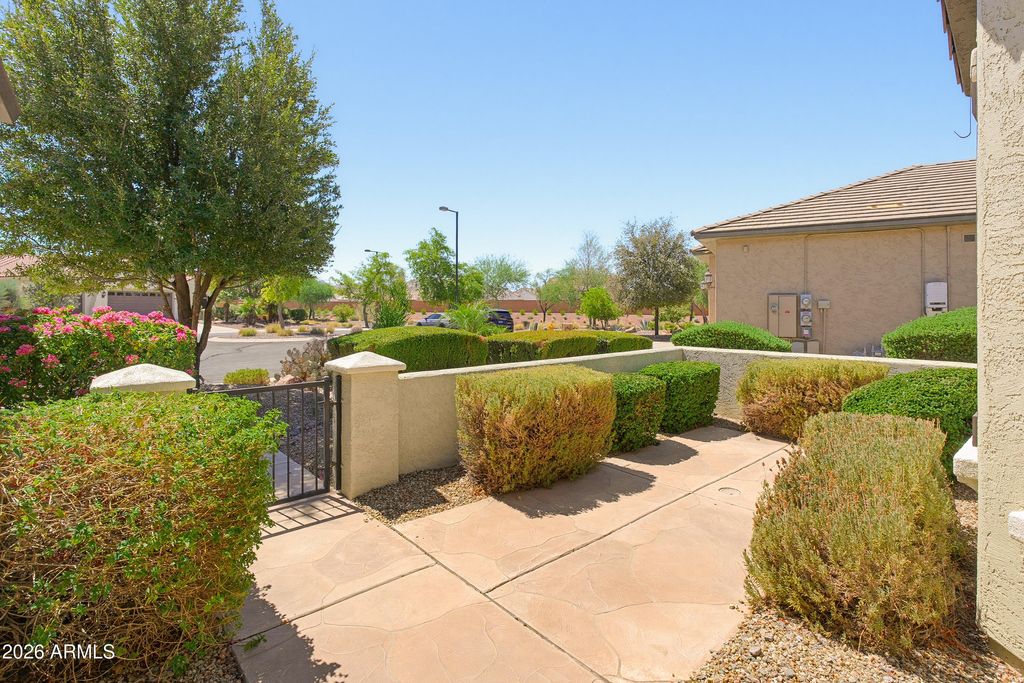 26652 W YUKON Court, Buckeye, AZ 85396 — photo 5