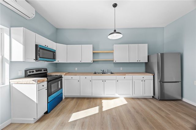 114 Anderson Avenue, Westminster, SC 29693