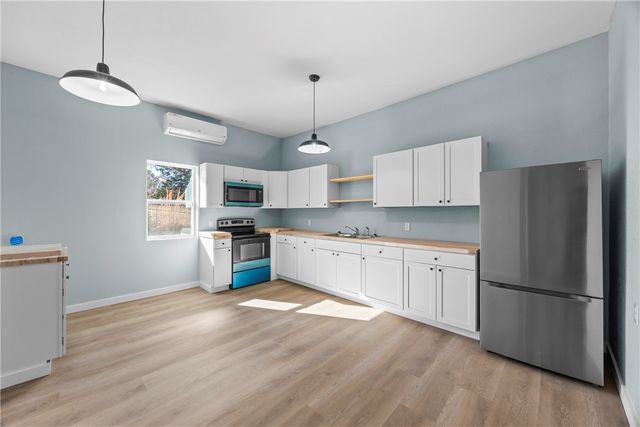 114 Anderson Avenue, Westminster, SC 29693