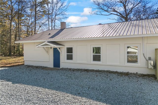 114 Anderson Avenue, Westminster, SC 29693