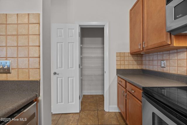 1930 Tara Court 201, Greenville, NC 27858