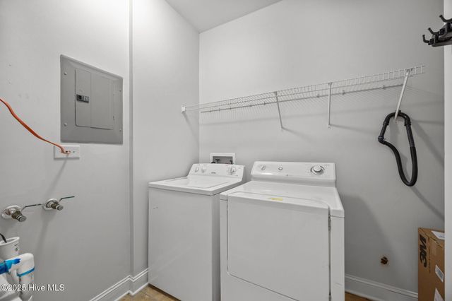 1930 Tara Court 201, Greenville, NC 27858