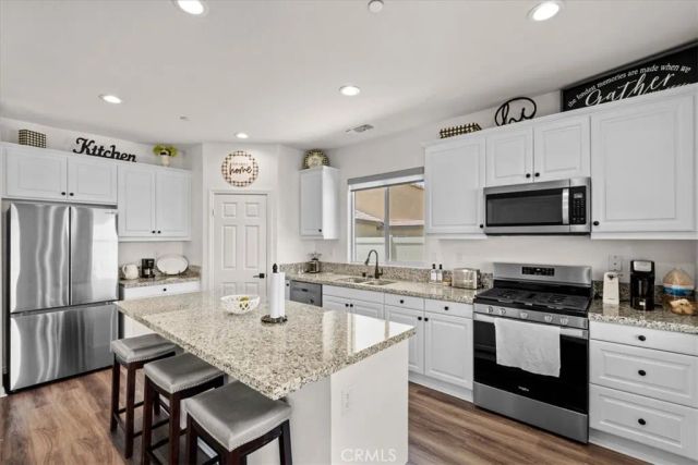 539 Chalakat Court, San Jacinto, CA 92582