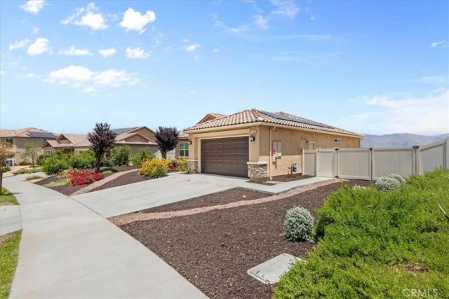539 Chalakat Court, San Jacinto, CA 92582