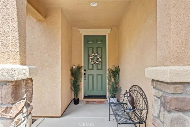 539 Chalakat Court, San Jacinto, CA 92582