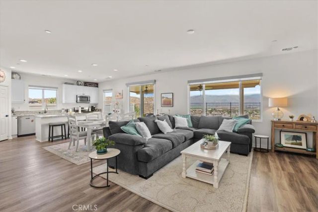 539 Chalakat Court, San Jacinto, CA 92582