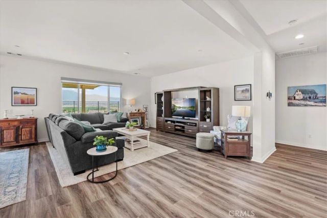 539 Chalakat Court, San Jacinto, CA 92582