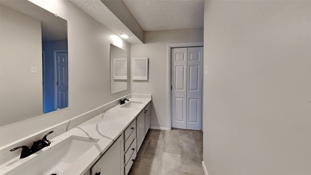 12201 Wightman Place, Dallas, TX 75243