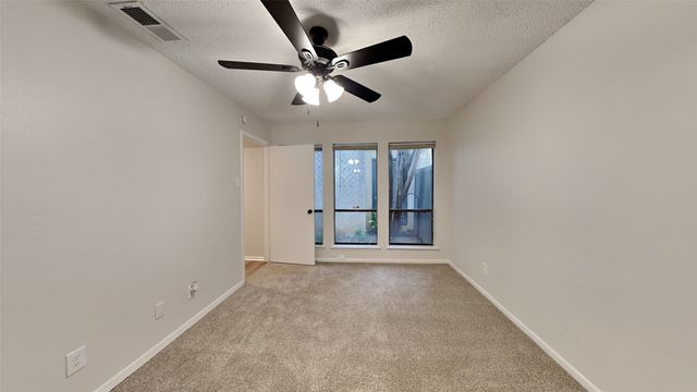 12201 Wightman Place, Dallas, TX 75243
