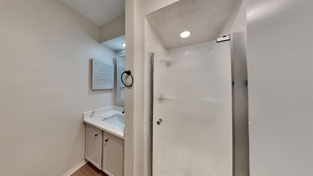 12201 Wightman Place, Dallas, TX 75243