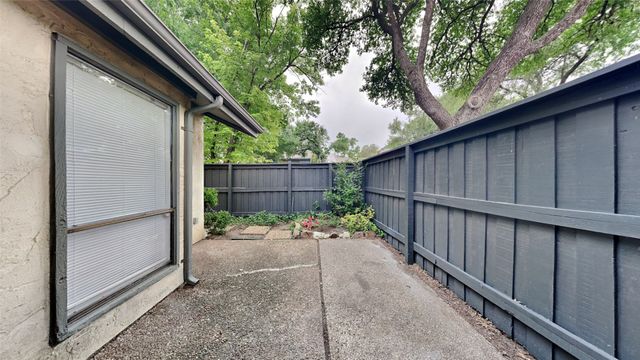 12201 Wightman Place, Dallas, TX 75243