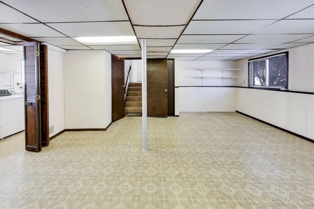 10023 W 93rd Avenue, St. John, IN 46373