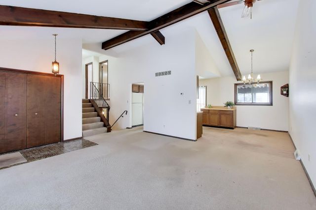 10023 W 93rd Avenue, St. John, IN 46373