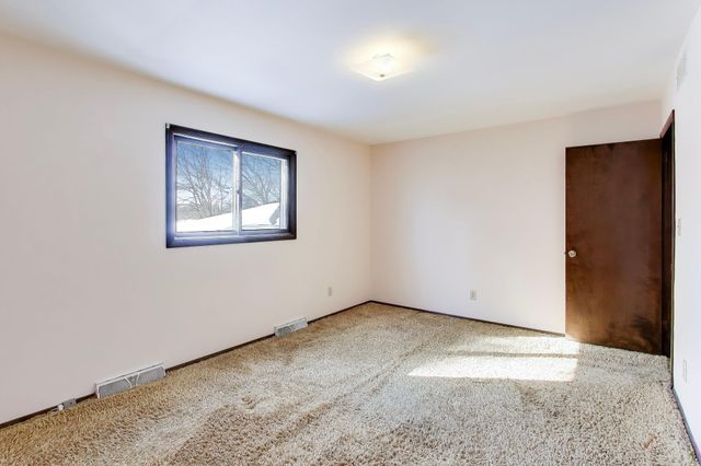 10023 W 93rd Avenue, St. John, IN 46373