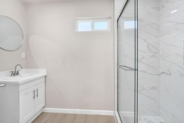2901 N 2nd Street, Fresno, CA 93703