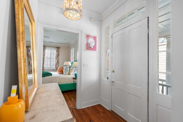 104 Queen Street B, Charleston, SC 29401