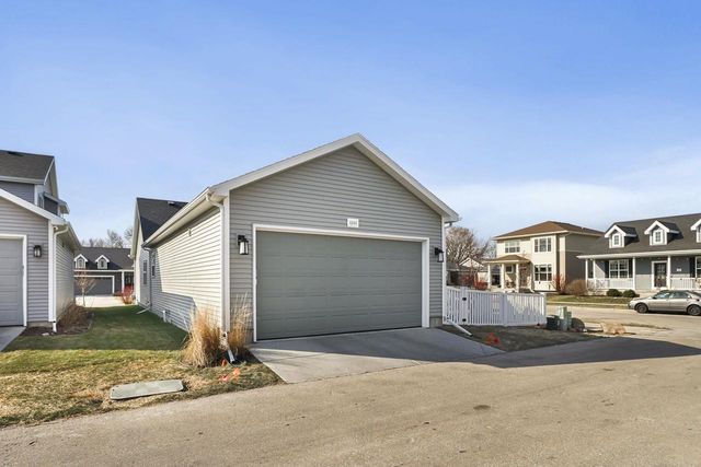 1203 Twisted Branch Way, Sun Prairie, WI 53590