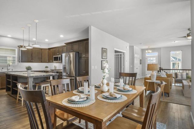 1203 Twisted Branch Way, Sun Prairie, WI 53590