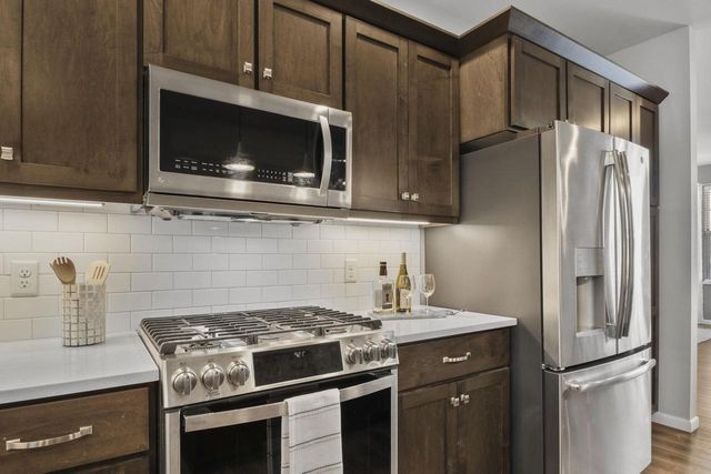 1203 Twisted Branch Way, Sun Prairie, WI 53590