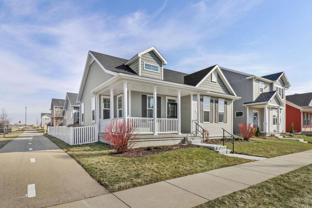 1203 Twisted Branch Way, Sun Prairie, WI 53590