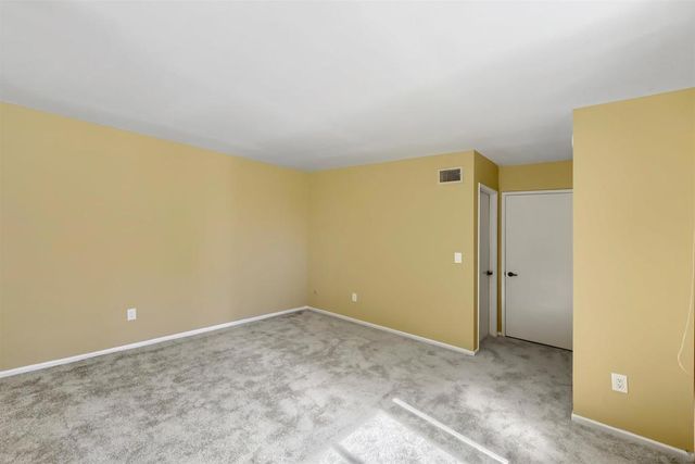 5095 La Cuenta Dr, San Diego, CA 92124
